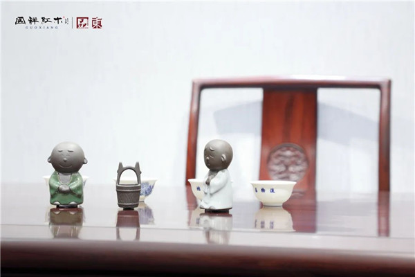 新古典紅木家具，引領(lǐng)現(xiàn)代生活的一種精致